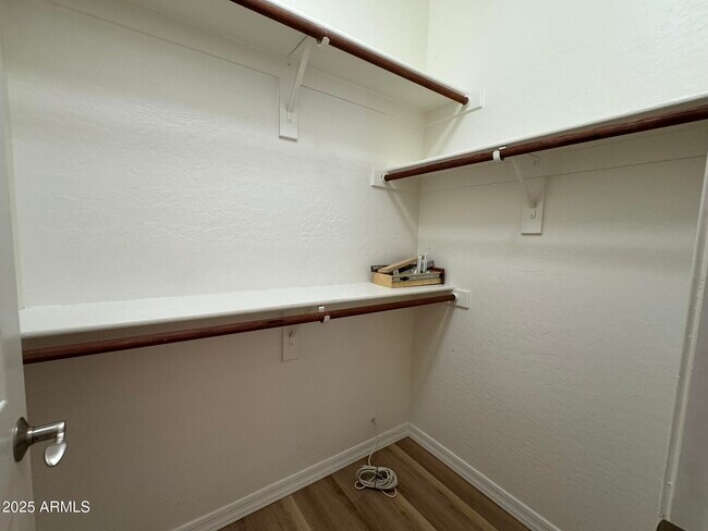 Building Photo - 2671 S Dragoon Dr