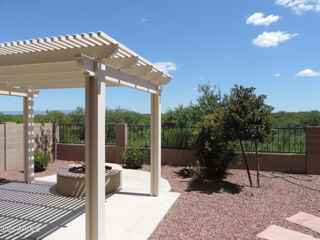 Building Photo - 1265 Paso Robles Ave