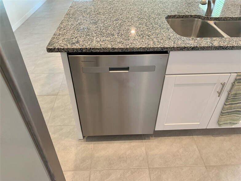 Building Photo - 3053 Meleto Blvd