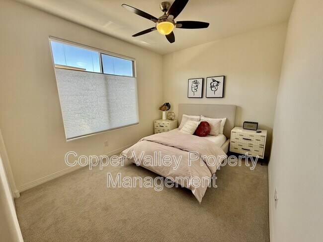 Building Photo - 7336 E Vista Bonita Dr