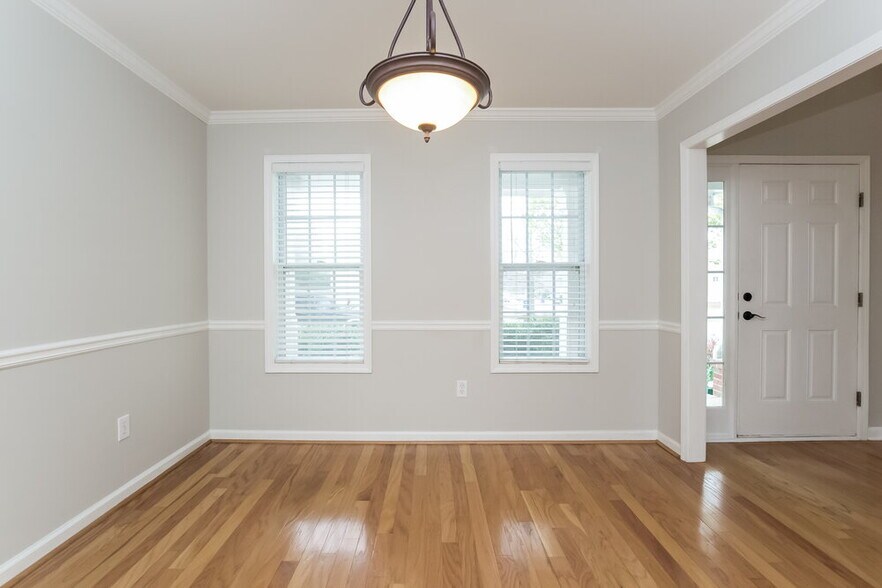 Building Photo - 3345 Wrenwood Ct