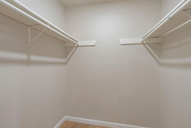 Building Photo - 1204 Spearson Ln