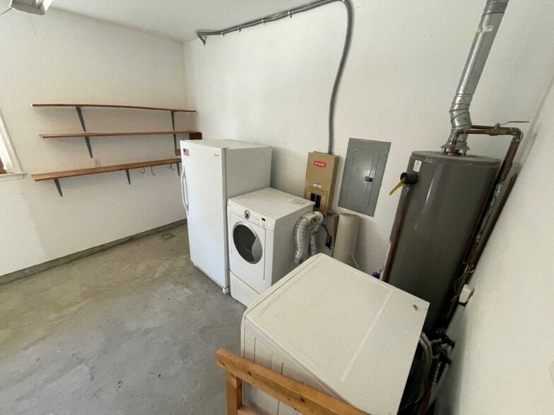 Building Photo - 9 Dinwiddie Pl