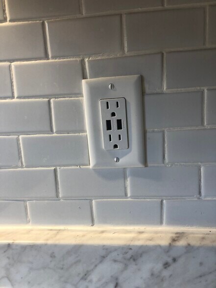 Building Photo - 669 Englewood Avenue