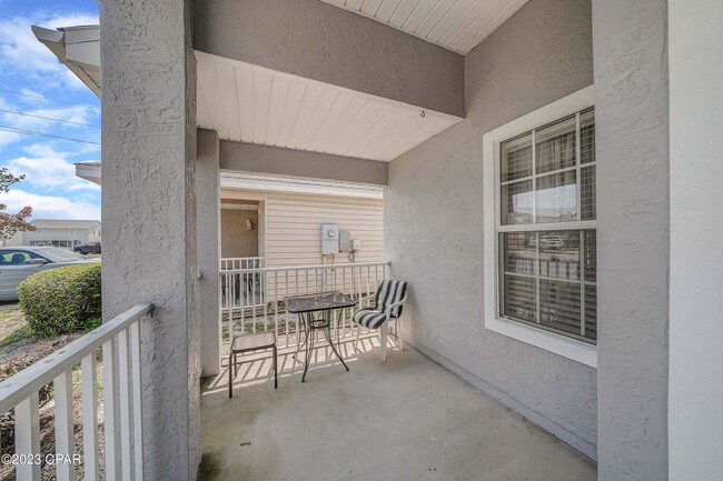 Building Photo - Coming Soon ______Available on November 20th. Furnished 2 bedroom home in Palm Cove Community