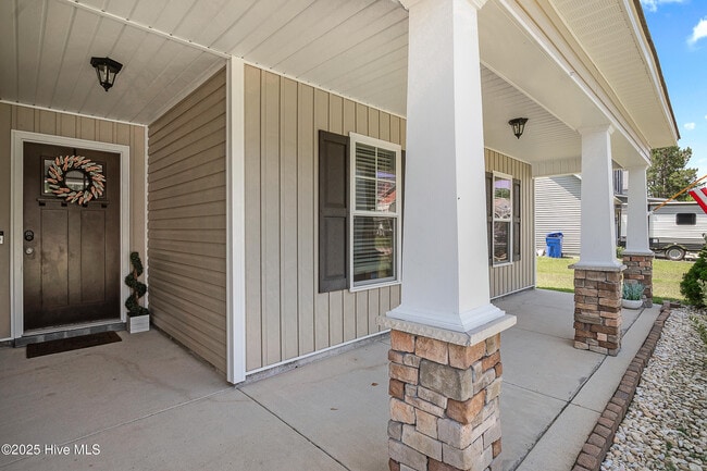 Building Photo - 162 Pamlico Drive