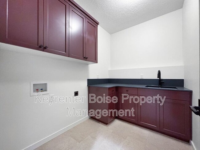 Building Photo - 2206 N 20th St