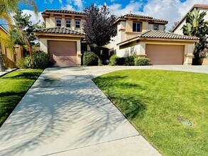 Building Photo - 5 bedroom Pool Home for rent in Murrieta