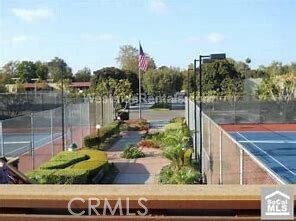 Building Photo - 1010 W MacArthur Blvd