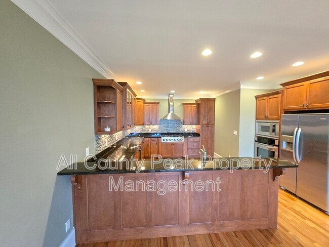 Building Photo - 216 Shady Ridge Ln