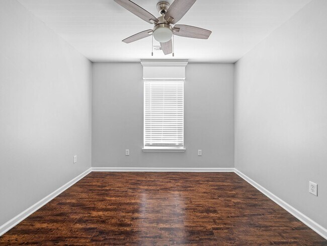 Building Photo - Charming 3BR 2-1/2 Bath in Spartanburg – S...