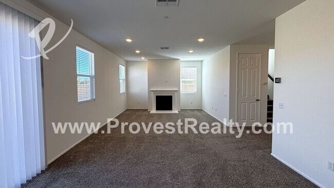 Building Photo - 15090 Coral Pl