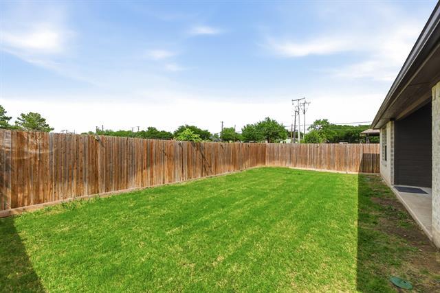 Building Photo - 6204 Thunderwing Dr