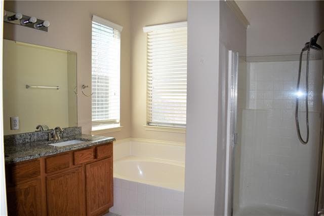 Building Photo - 6913 Oak Falls Dr