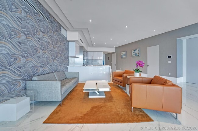 Building Photo - 5000 Island Estates Dr