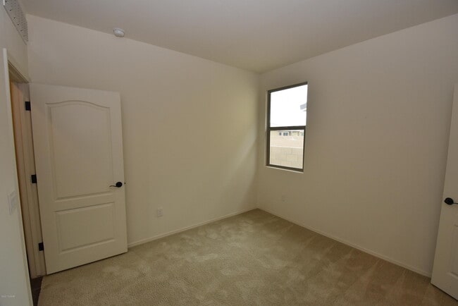 Building Photo - 6658 E Via Pampas Morenas