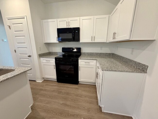 Building Photo - 8826 Preston Wood Dr