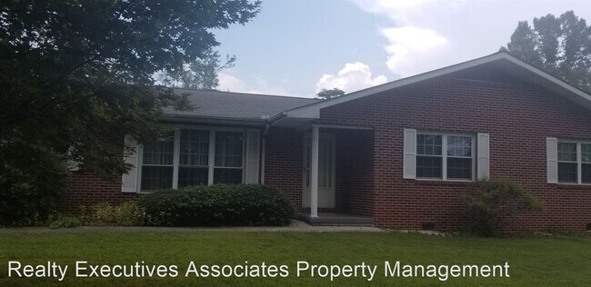 Building Photo - 3 br, 2 bath House - 3142 Hinds Creek Road