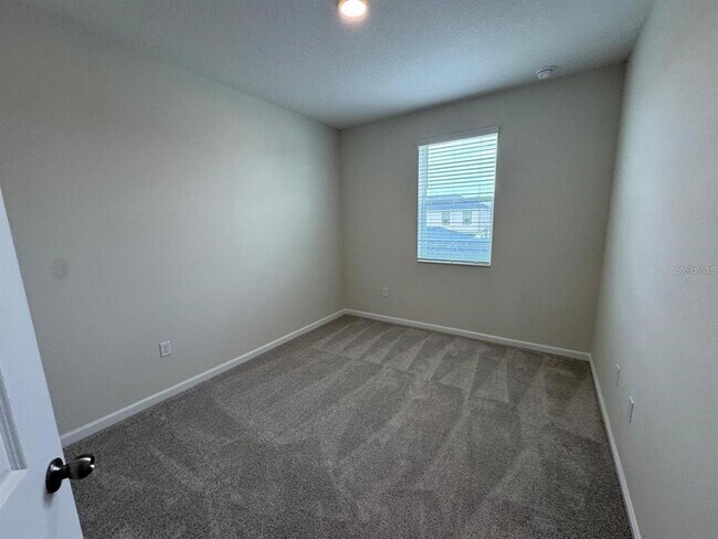 Building Photo - 486 Lady Palm St