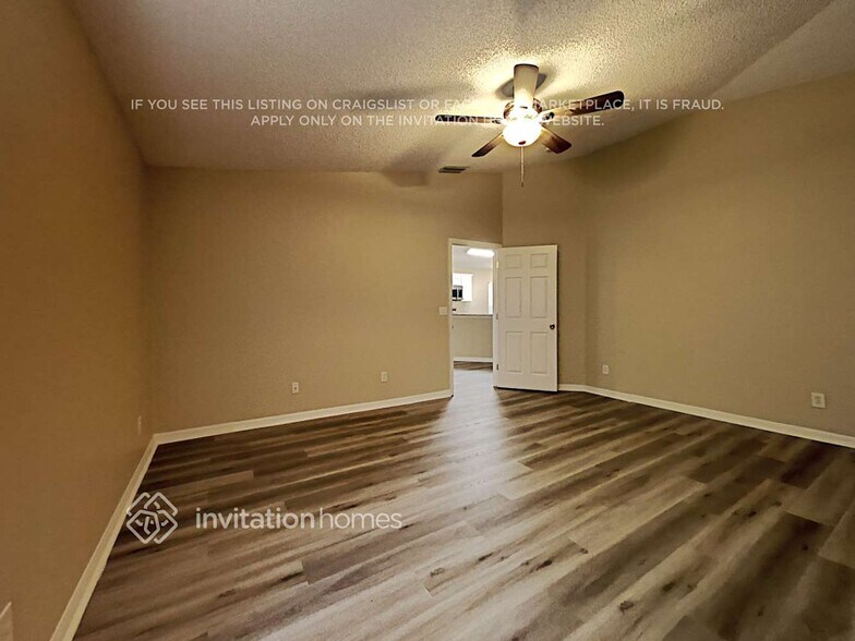 Building Photo - 2394 Bayhill Dr