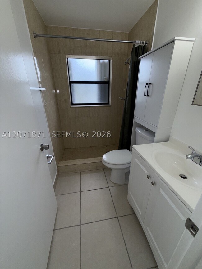 Building Photo - 15324 SW 72nd St