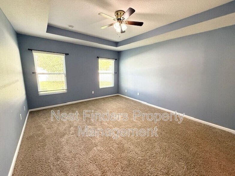 Building Photo - 551 Glendale Ln