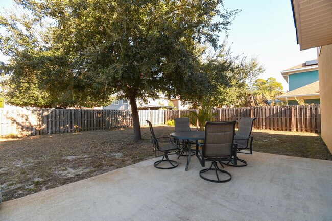 Building Photo - 735 Loblolly Bay Dr