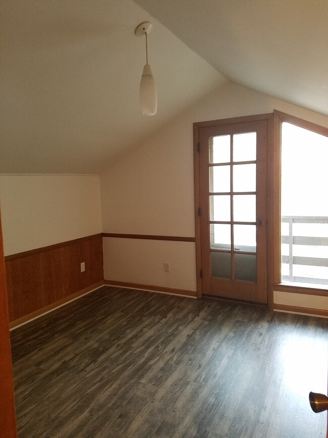 Building Photo - Ridgewood