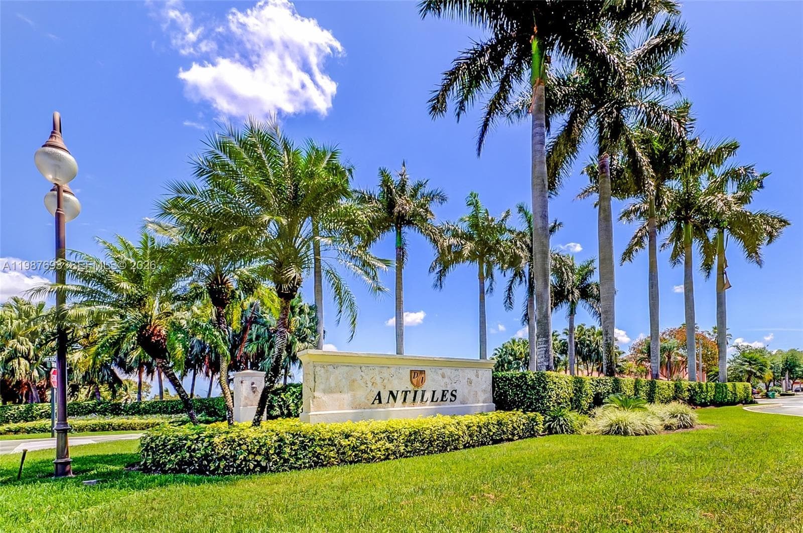 Building Photo - 5860 NW 111th Ave