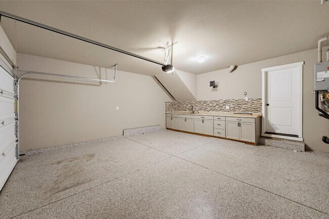 Building Photo - Spacious Newer Lacey Home | 3-Bed Home with A/C, Gas Fireplace, Bonus Loft & Fully Fenced Backyard!
