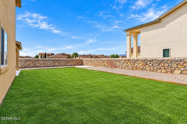 Building Photo - 12121 Zavi Ln