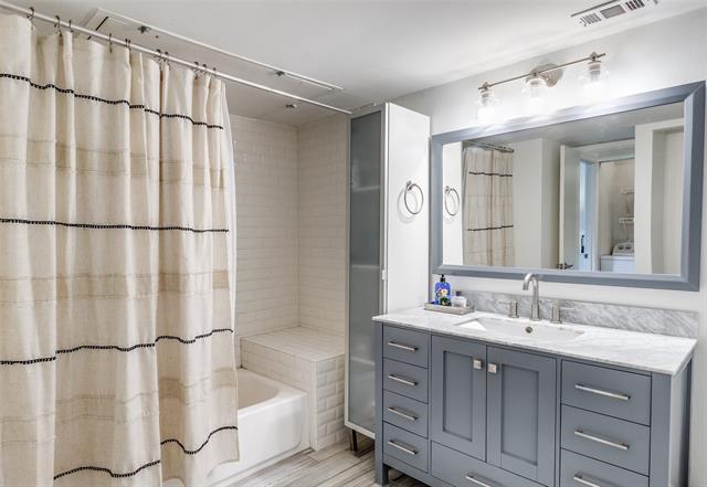 Building Photo - 5740 Martel Ave