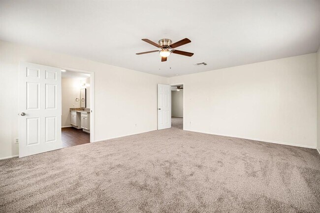 Building Photo - 14407 Acuna Ln