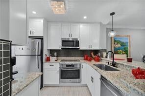 Building Photo - 1461 S Ocean Blvd