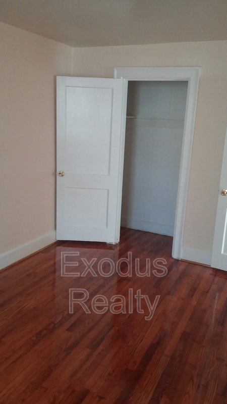 Building Photo - 310 N Gulf St