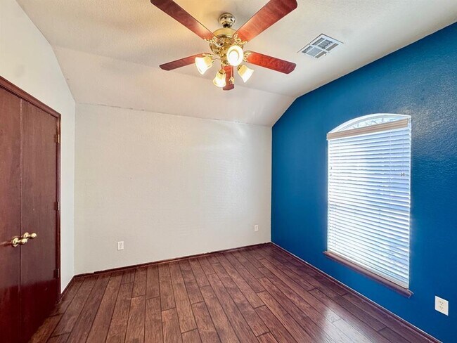 Building Photo - 16401 Osceola Trail