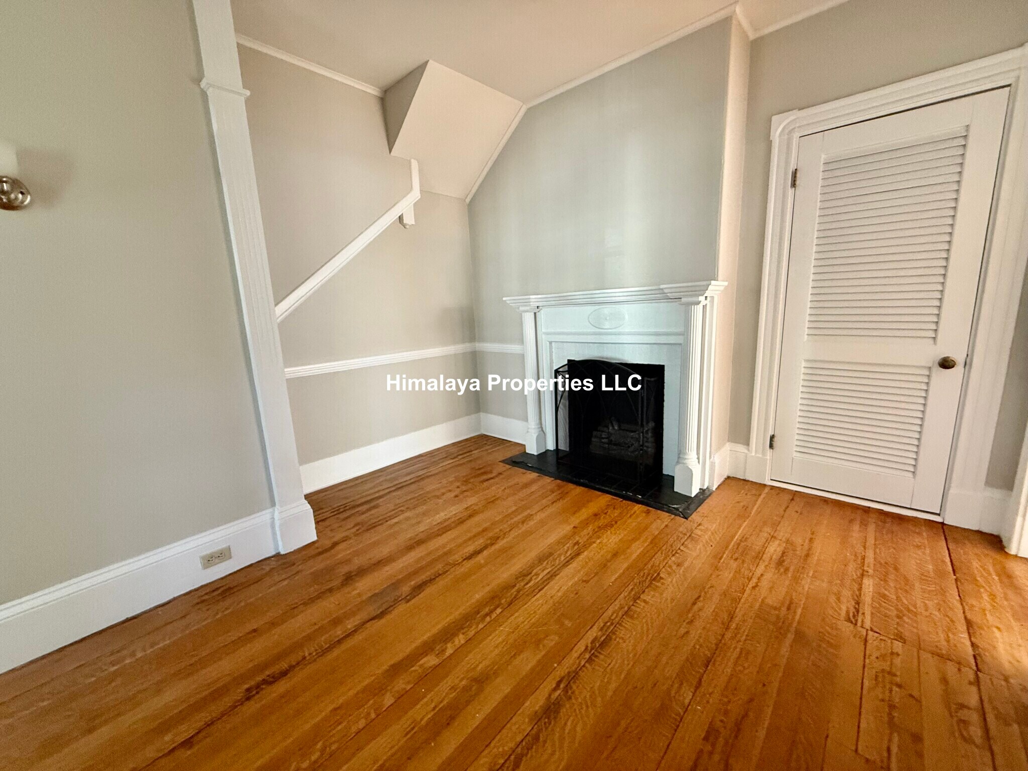 Building Photo - 66 Park St