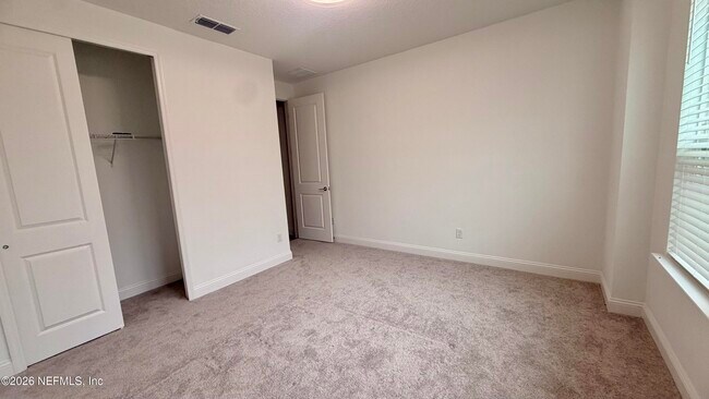 Building Photo - 282 Higgins Lp