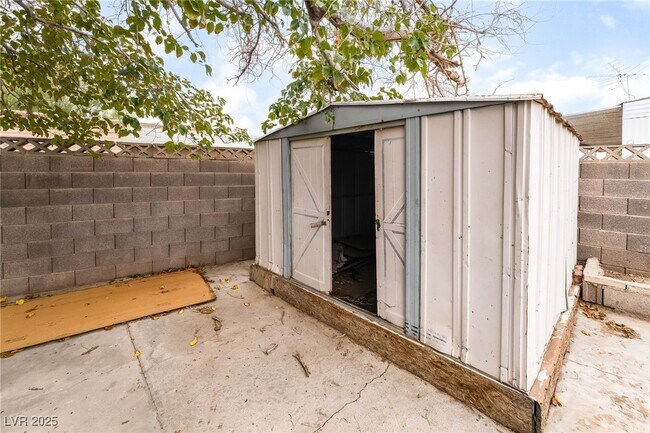 Building Photo - 2847 Mammoth Ct