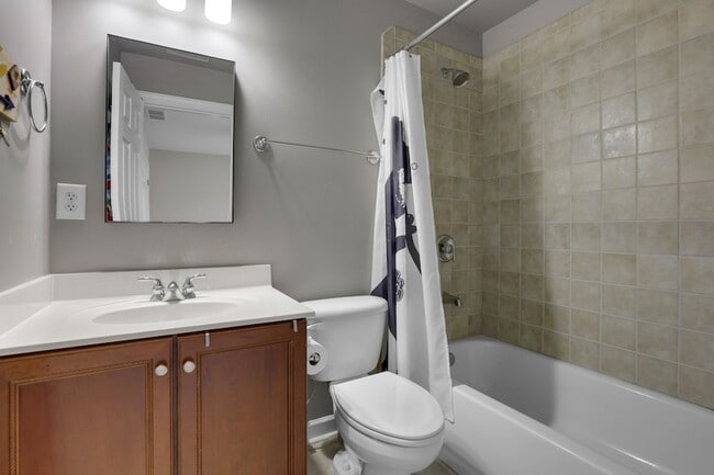 Building Photo - 3005 Coral Bell Ln