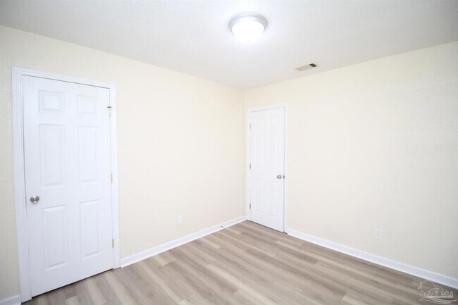 Building Photo - 7177 Schwab Dr