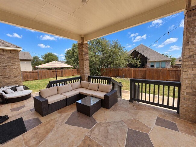 Building Photo - 1408 Saddlespur Ln