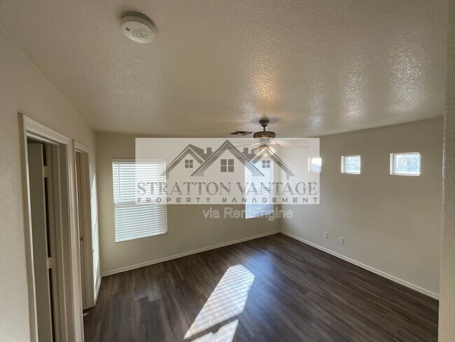 Building Photo - 2643 S 84th Gln