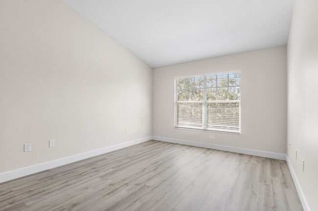 Building Photo - 7960 Preserve Cir