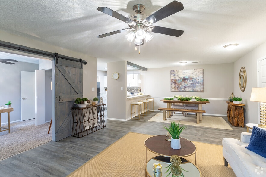Interior Photo - The Arbors Townhomes