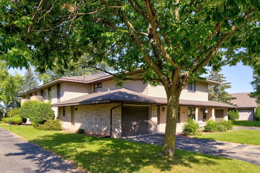 Primary Photo - Spencer Village Apartments