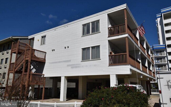 Building Photo - 11 91st St