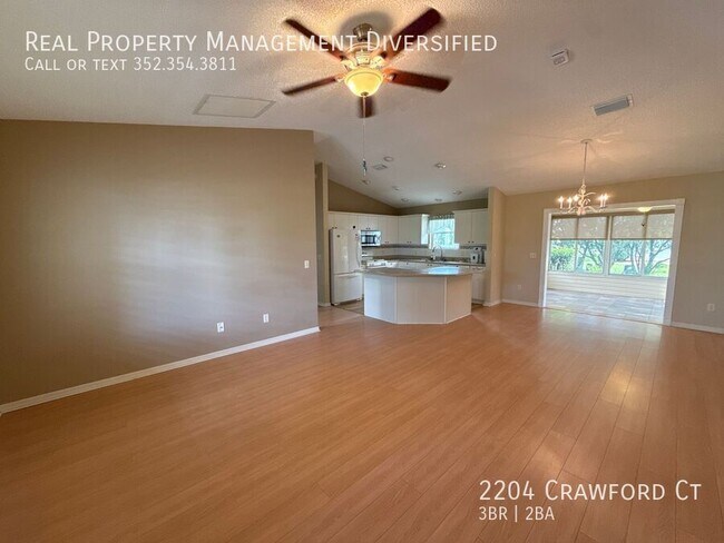 Building Photo - 2204 Crawford Ct