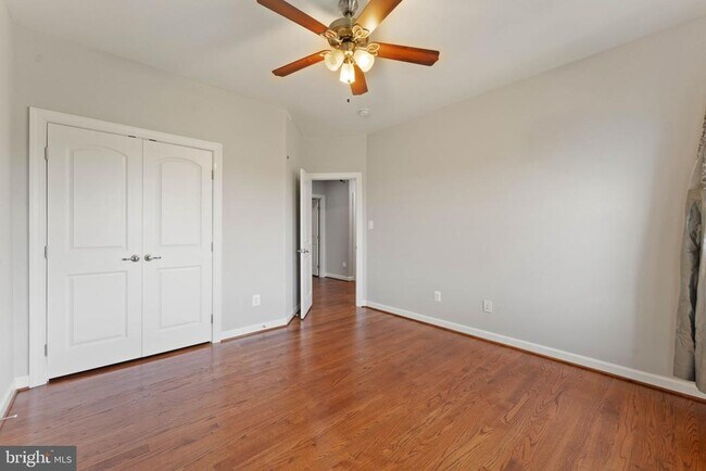 Building Photo - 42524 Rowderbury Square