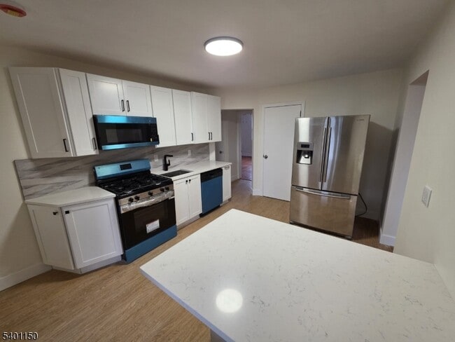 Building Photo - 141 Mahar Ave